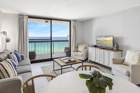 The Oyster By Brightwild-Beachfront Condo Дестин Экстерьер фото