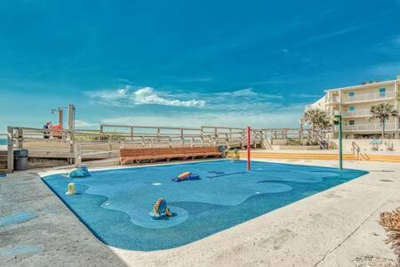 The Oyster By Brightwild-Beachfront Condo Дестин Экстерьер фото