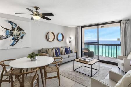 The Oyster By Brightwild-Beachfront Condo Дестин Экстерьер фото